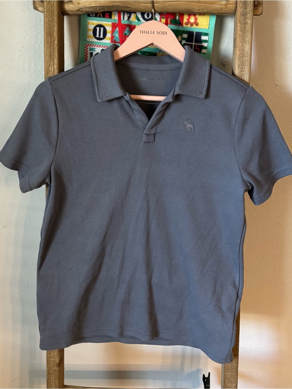 Abercrombie Kids short sleeve polo top
Size 13/14
In great condition
Dark Grey